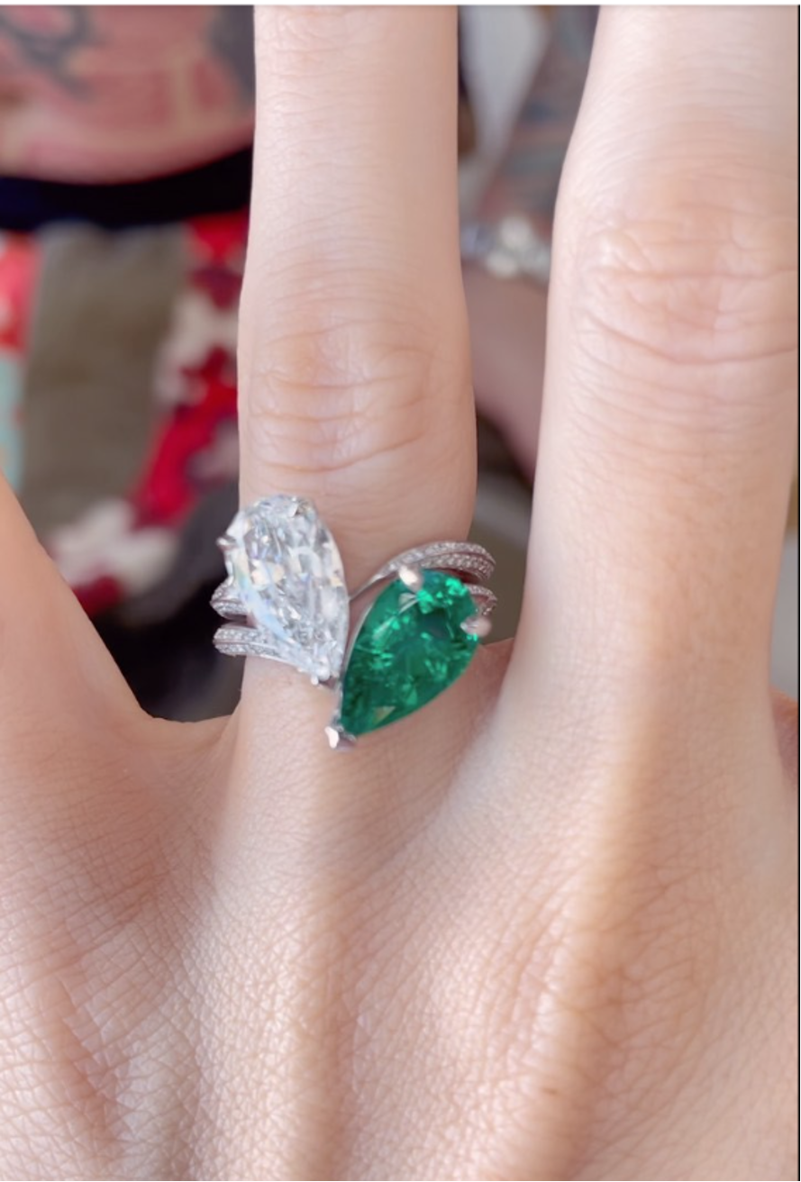 Megan Fox’s Toi et Moi engagement ring with 6-carat pear-cut emerald and diamond
